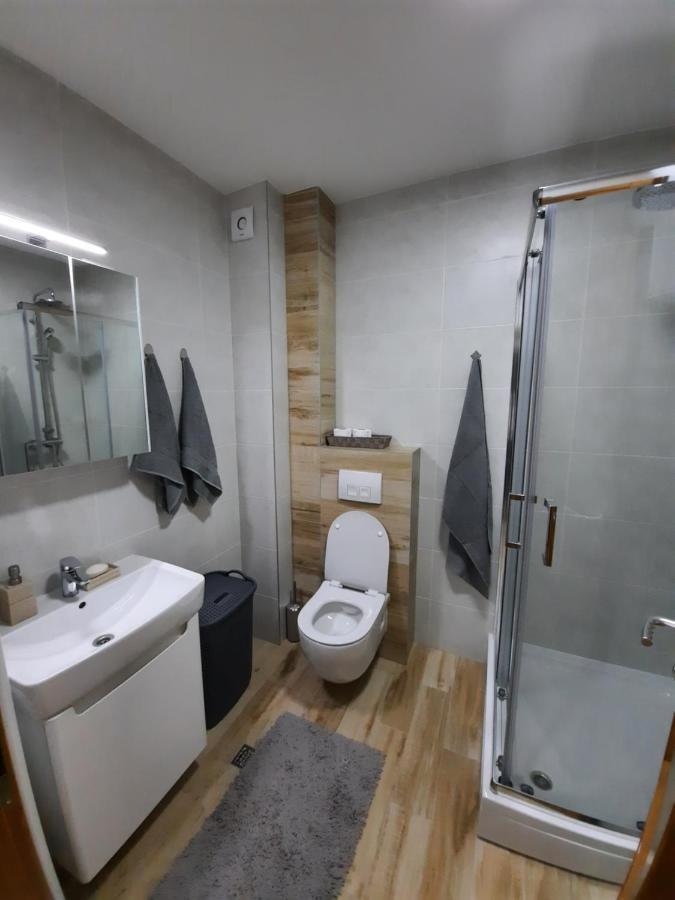 Apartament Apartman Bulevar Sarajevo - Free Parking Zewnętrze zdjęcie